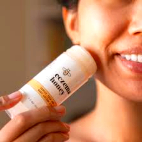 Eczema Honey Body Lotion Stick -2.2 FL oz - Picture 2 of 11